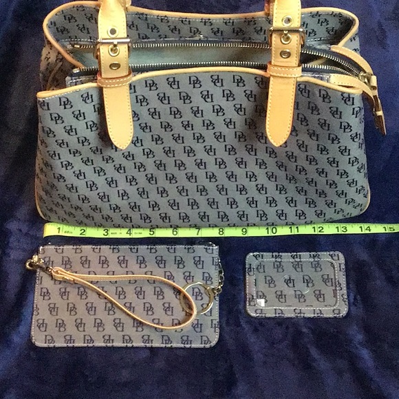 CLEARANCE SALE 🌸 Vtg. NEW Dooney & Bourke Satchel w/ Wristlet & ID holder NWOT - Picture 5 of 16